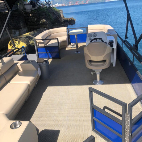 7M Pontoon Boat
