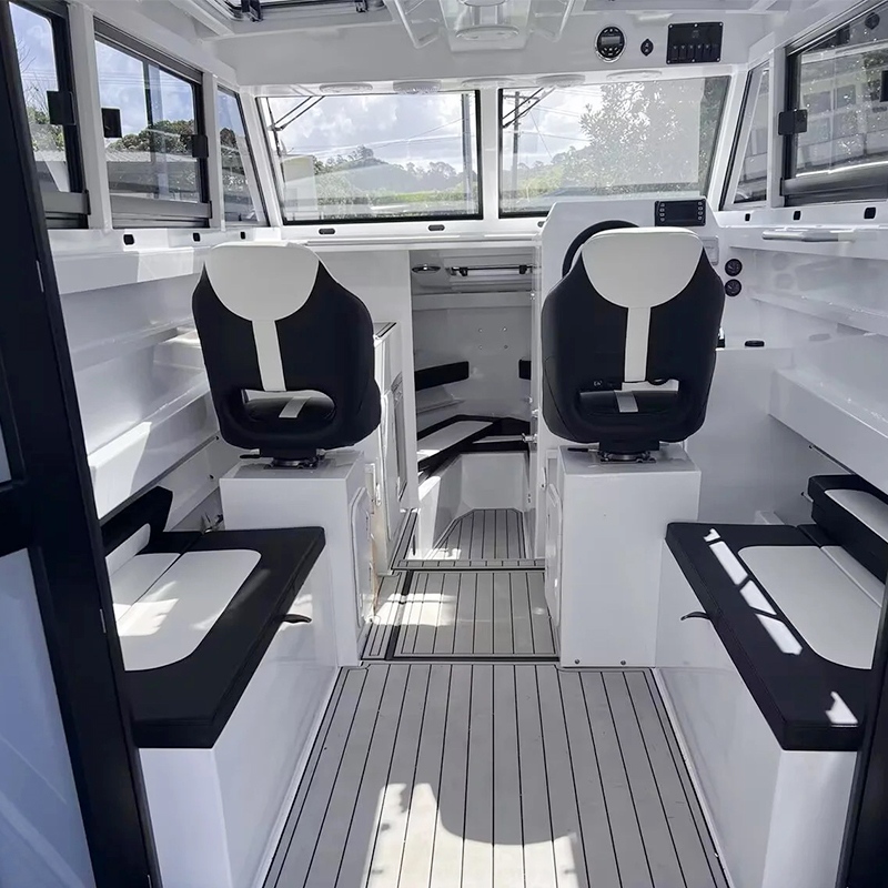 9m Comfortable Lifestyle Yachts Luxury Aluminum Boat For Fishing And Recreation